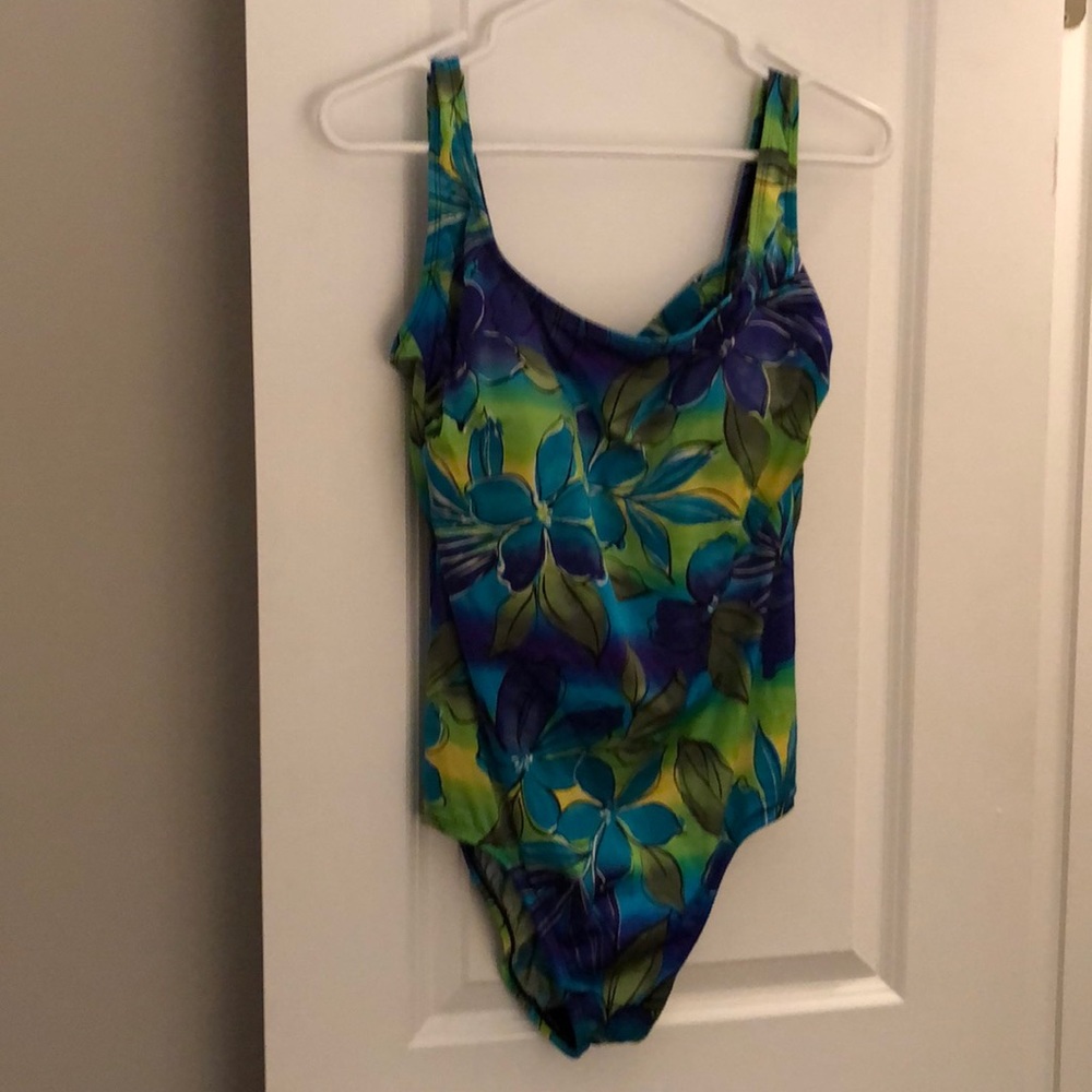 💥Studio Works Bathing Suit Size 14 EUC